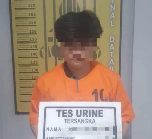 Foto tersangka KG (20) yang berhasil diamankan pada hari Jum'at 24 Februari 2023