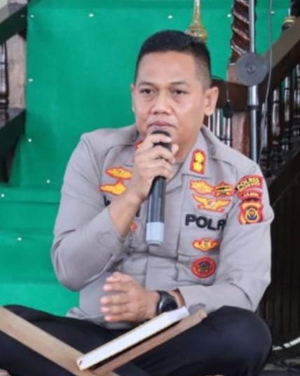 Kapolres Tanjung Jabung Barat AKBP Padli, SH, SIK, MH