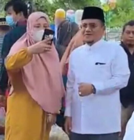 Wakil Walikota Jambi, Dr. dr. Maulana di pasar bedug Masjid Al-Muhajirin